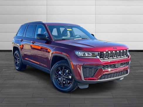 New 2026 Jeep Grand Cherokee Altitude AWD/4WD image 2