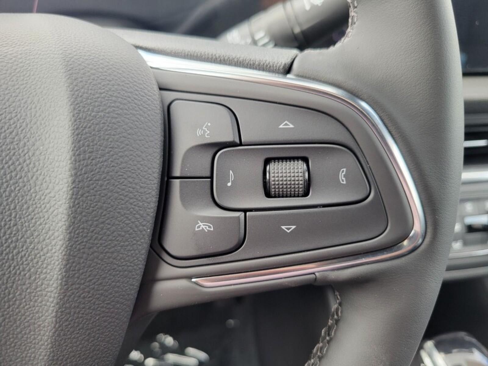 New 2026 Buick Envista Sport Touring w/ Convenience I Package FWD image 14