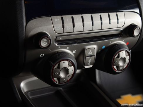 Used 2015 Chevrolet Camaro Z/28 image 28