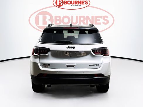 Used 2023 Jeep Compass Limited image 7