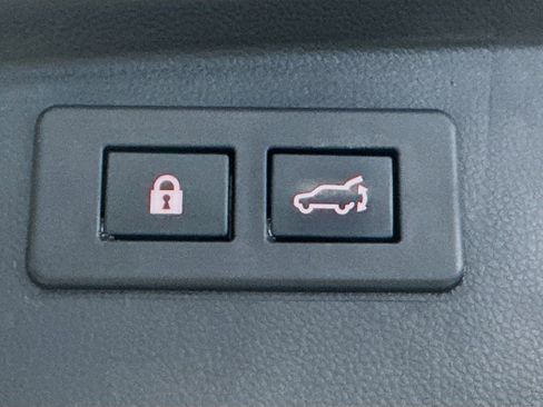 Certified 2020 Subaru Outback Limited w/ Popular Package #2 image 32