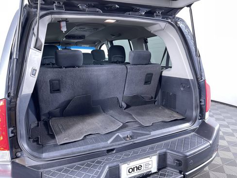 Used 2012 Nissan Armada SV AWD/4WD image 22