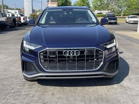Used 2021 Audi Q8 Premium Plus w/ Premium Plus Package AWD/4WD image 2