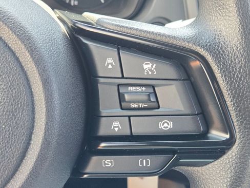 Certified 2025 Subaru Forester AWD/4WD image 30