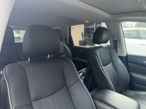 Used 2019 INFINITI QX60 Luxe w/ Essential Package AWD/4WD image 5