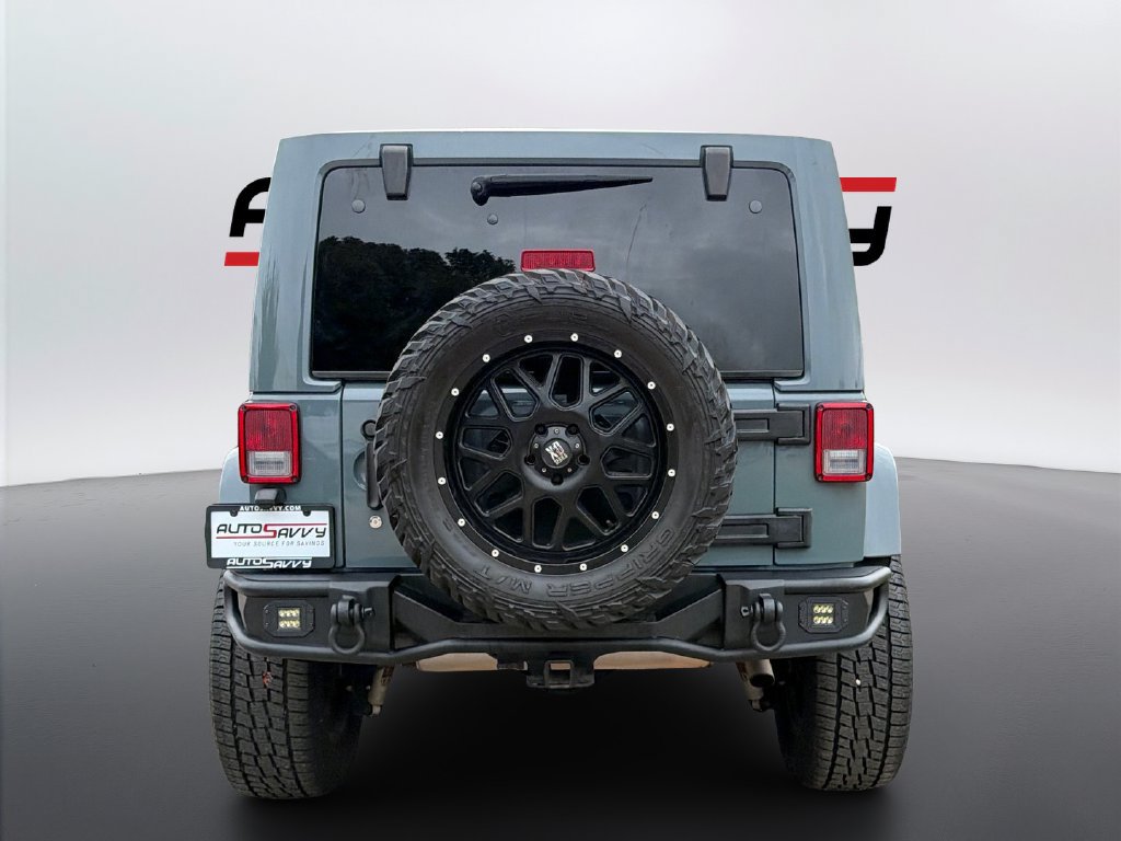 Used 2015 Jeep Wrangler Unlimited Sahara w/ Max Tow Package AWD/4WD image 6