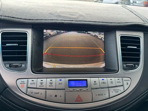 Used 2011 Hyundai Genesis 3.8 w/ Technology Pkg 4 image 20