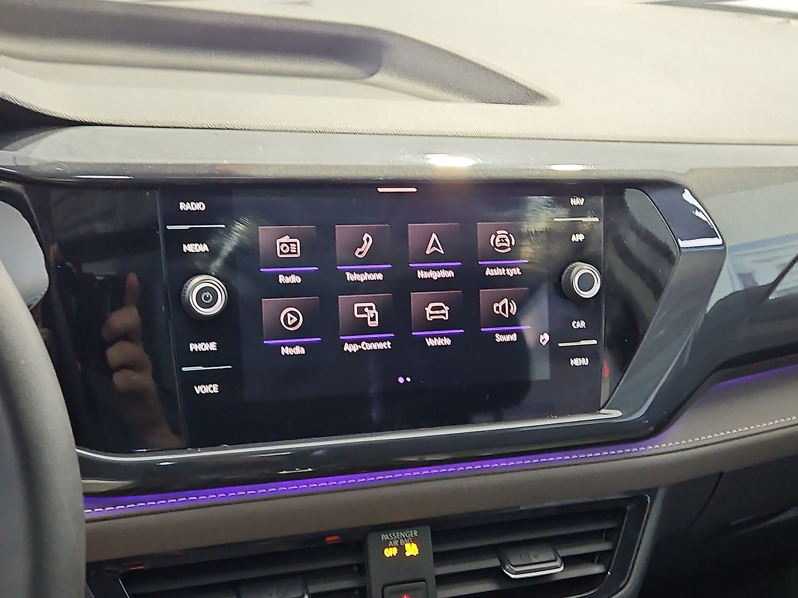 Certified 2023 Volkswagen Taos SEL AWD/4WD image 19