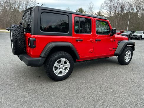 Used 2022 Jeep Wrangler Unlimited Sport AWD/4WD image 4