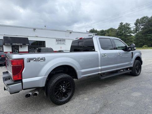 Used 2022 Ford F350 Lariat w/ Black Appearance Package AWD/4WD image 11