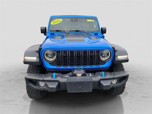 Used 2024 Jeep Wrangler Unlimited Rubicon 4xe w/ Capability Package image 10