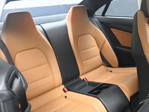 Used 2016 Mercedes-Benz E 400 Coupe image 24