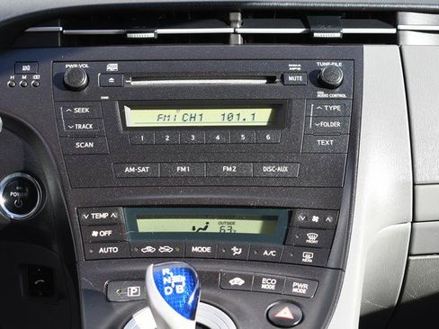 Used 2010 Toyota Prius Two image 19