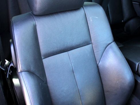 Used 2007 BMW 650i Coupe image 13