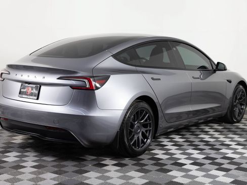 Used 2025 Tesla Model 3 RWD image 7