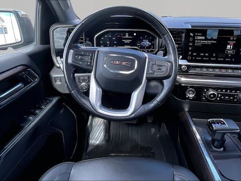 Used 2023 GMC Sierra 1500 SLT image 10