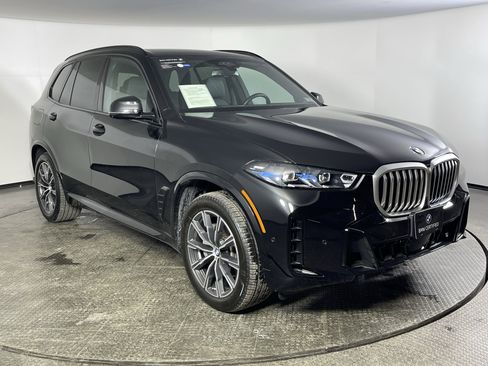 Certified 2025 BMW X5 xDrive40i w/ Executive Package image 3