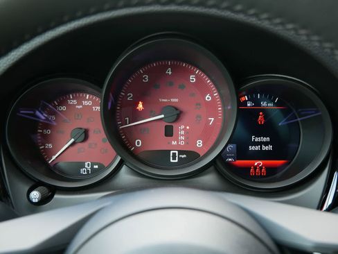 New 2025 Porsche Macan S image 13