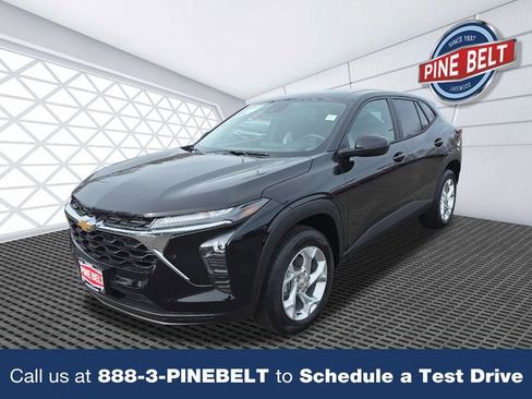 New 2026 Chevrolet Trax LS w/ LS Convenience Package image 1