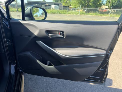 Used 2020 Toyota Corolla SE w/ Carpet Mat Package (TMS) FWD image 12
