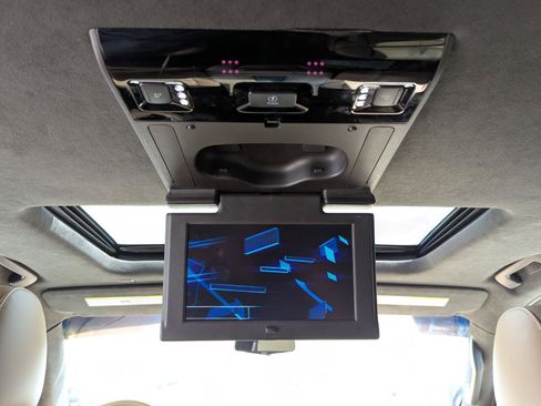 Used 2020 Cadillac Escalade Platinum AWD/4WD image 43