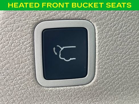 Used 2023 Chrysler Pacifica Touring-L FWD image 12