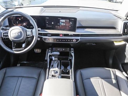 New 2025 Kia Sorento SX image 12