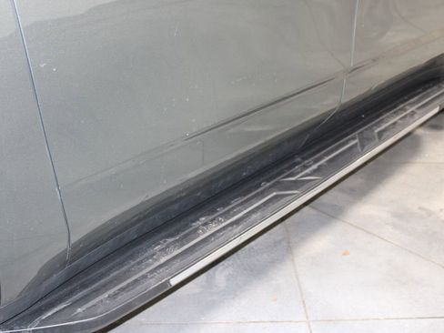 Used 2023 Chevrolet Suburban Premier image 12