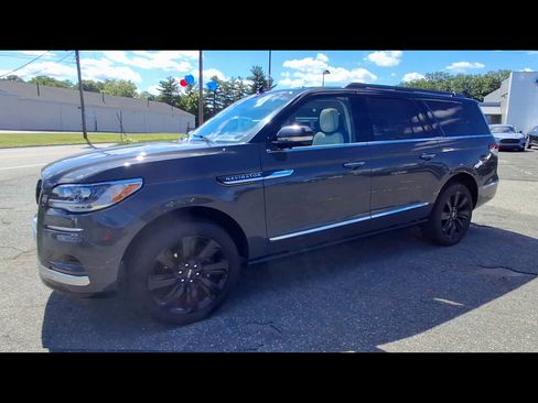 Used 2024 Lincoln Navigator L Black Label AWD/4WD image 4