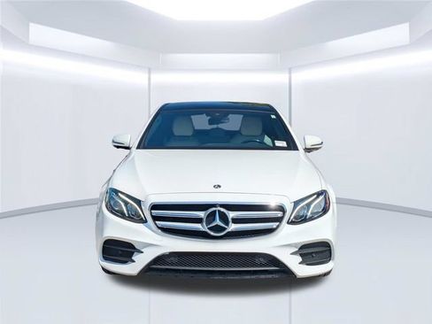 Used 2020 Mercedes-Benz E 350 Sedan image 11