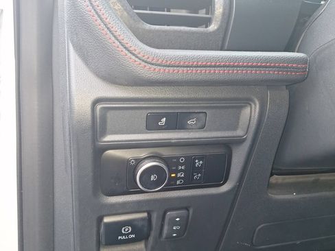 Used 2023 Ford Expedition Max Limited AWD/4WD image 14