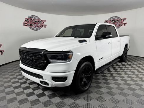 Used 2022 RAM 1500 Big Horn AWD/4WD image 3