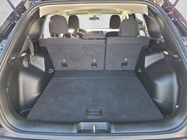 Used 2019 Jeep Cherokee Latitude w/ Popular Appearance Group FWD image 6