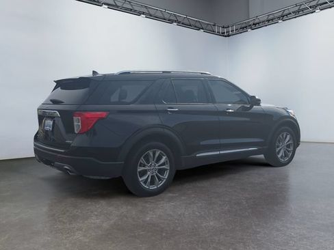 Used 2024 Ford Explorer Limited w/ Equipment Group 301A AWD/4WD image 5