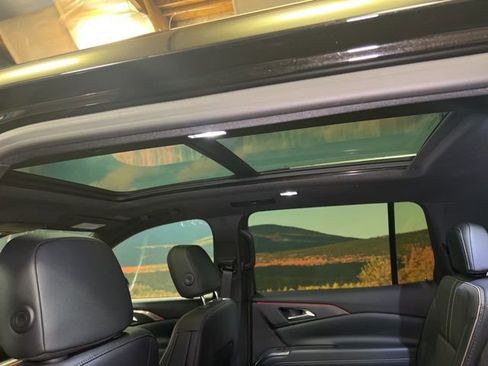 Used 2026 Chevrolet Traverse High Country w/ LPO, Floor Liner Package image 52