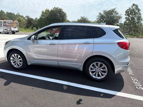 Used 2018 Buick Envision Essence FWD image 11