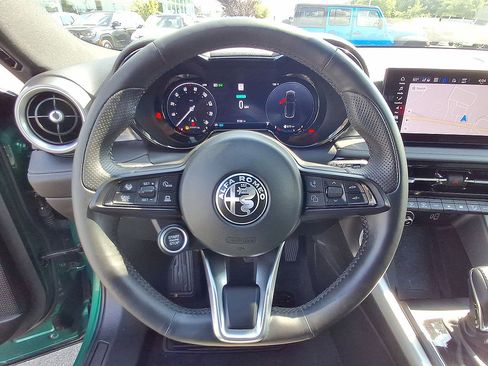 Used 2024 Alfa Romeo Tonale Ti AWD/4WD image 22