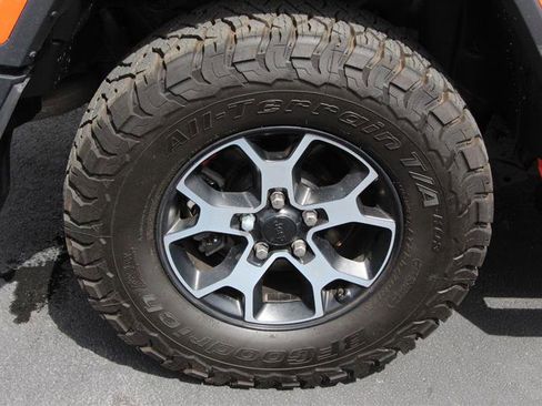 Used 2019 Jeep Wrangler Unlimited Rubicon w/ Steel Bumper Group AWD/4WD image 33
