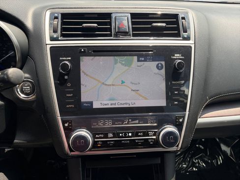 Used 2019 Subaru Outback 2.5i Limited AWD/4WD image 21