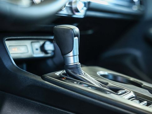 Certified 2024 Honda Civic Sport image 27