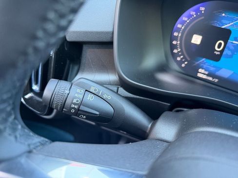 Used 2023 Volvo C40 P8 Recharge Ultimate AWD/4WD image 25