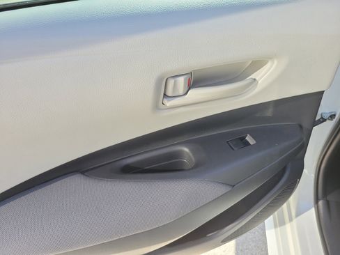 Used 2023 Toyota Corolla LE w/ LE Premium Package image 12