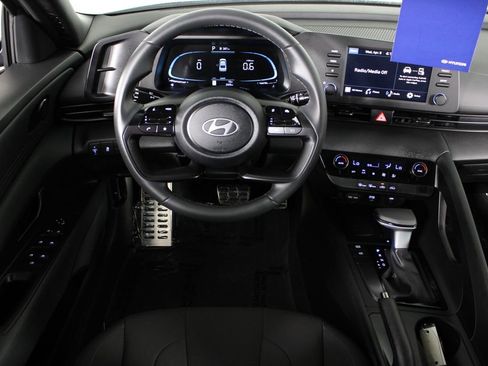 Certified 2026 Hyundai Elantra Sport w/ Cargo Package FWD image 8