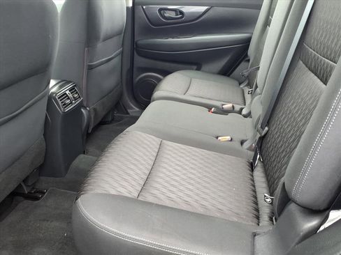 Used 2020 Nissan Rogue S image 15