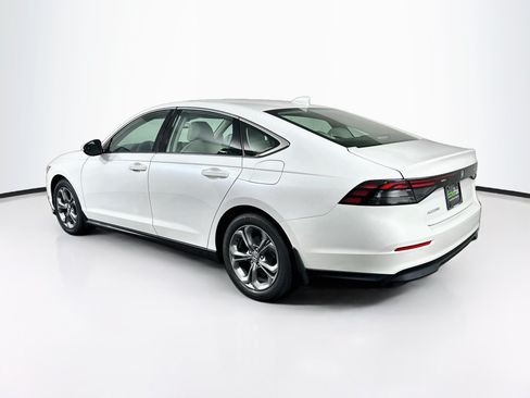Used 2024 Honda Accord EX image 5