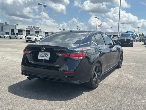 Used 2023 Nissan Sentra SR w/ Midnight Edition Package FWD image 4