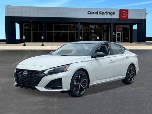 New 2026 Nissan Altima 2.5 SR FWD image 1