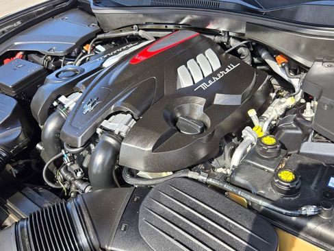 Used 2022 Maserati Levante Modena S image 18