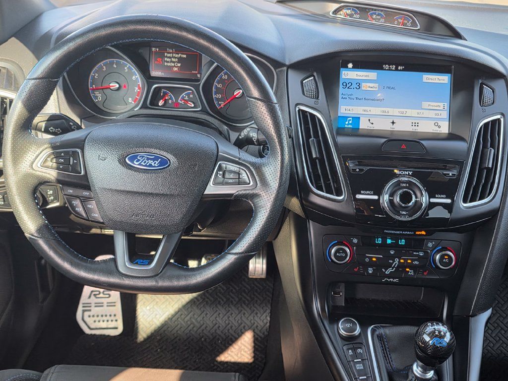 Used 2016 Ford Focus RS AWD/4WD image 17