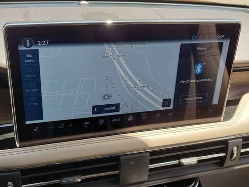 Certified 2024 Lincoln Corsair Reserve FWD image 26